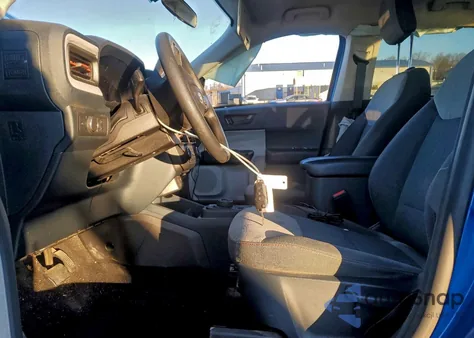 2022 Ford Maverick Xl z USA, uszkodzony, nr VIN 3FTTW8F9XNRB15163